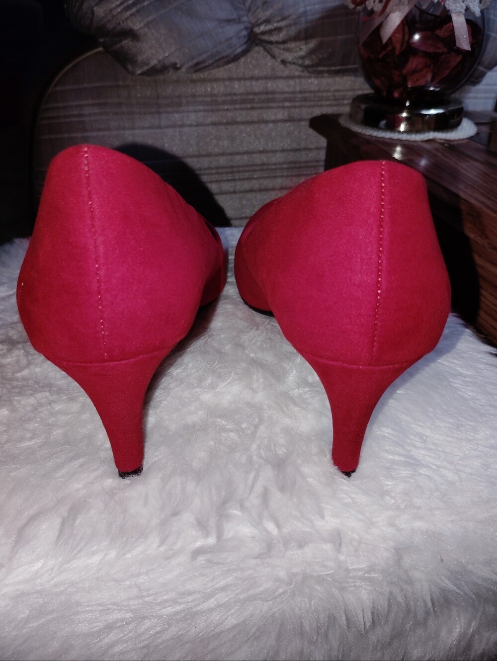 Dexflex Comfort (Payless) red suede pumps 8 wide - Picture 6 of 8